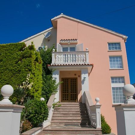F• R• I• E• N• D• S• Bed & Breakfast Novalja Bagian luar foto
