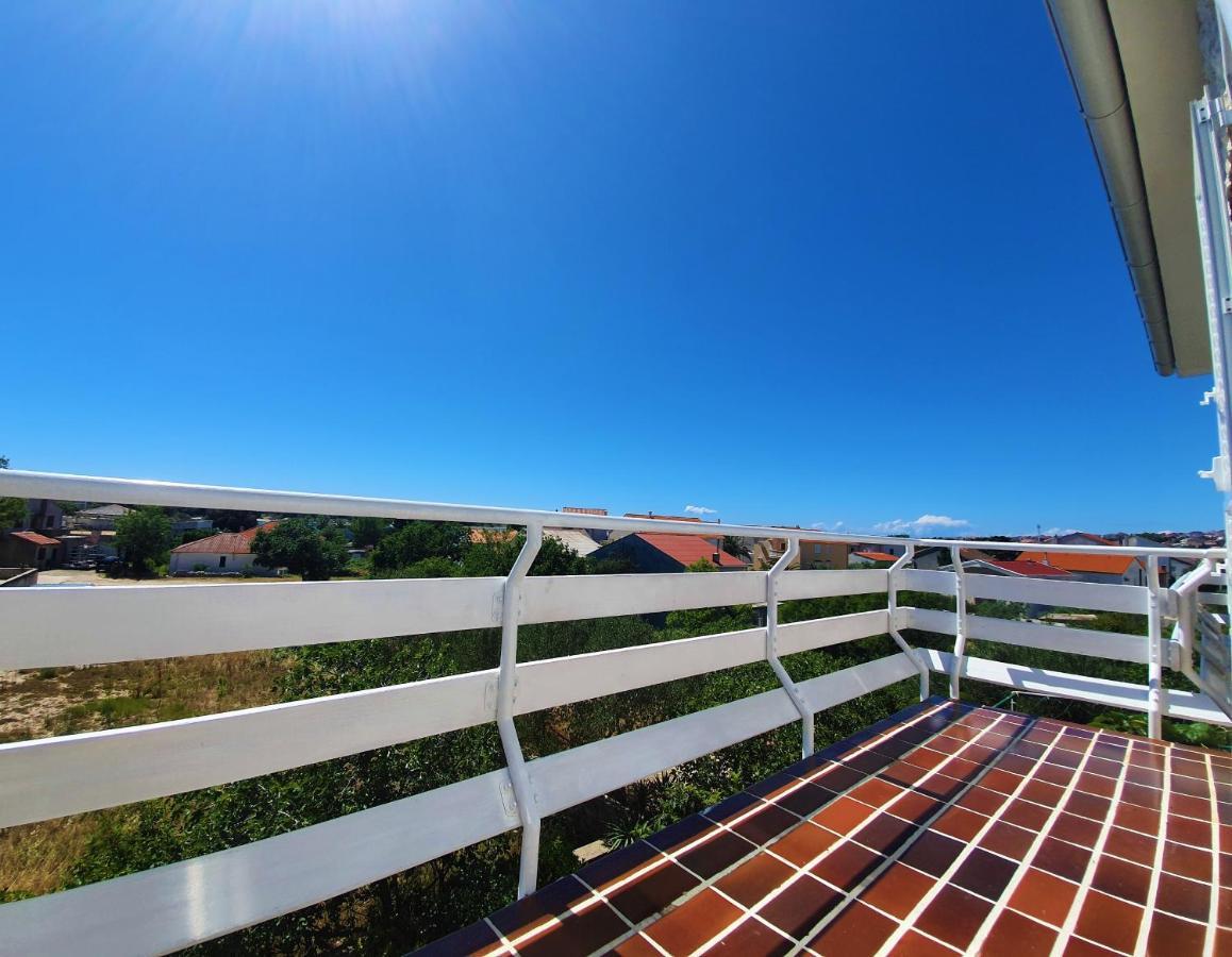 F• R• I• E• N• D• S• Bed & Breakfast Novalja Bagian luar foto